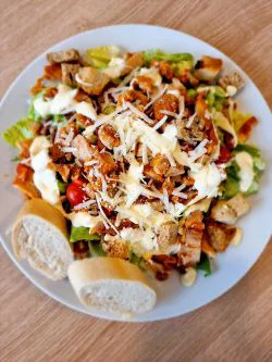 Indre Østfold Cafe Cæsarsalat